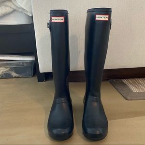 Black Hunter Rainboots
